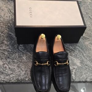 Gucci Black Leather Loafers with Gold Accent.Like New Condition!